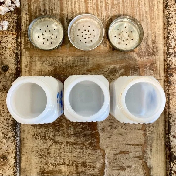 1940s Vintage Milk Glass Salt, Pepper, & Sugar Shakers Dutch Boy Girl Spice Jars - Picture 5 of 13